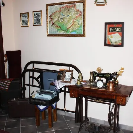 Monopati E6 Hotel